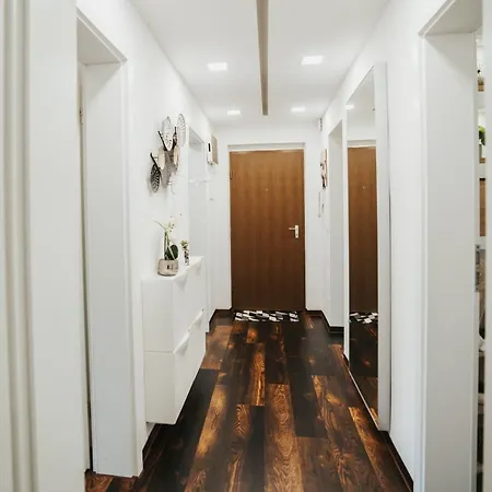 Wohnoffice Mit Uebernachtungsmoeglichkeit Residenz Kiba Bodensee *